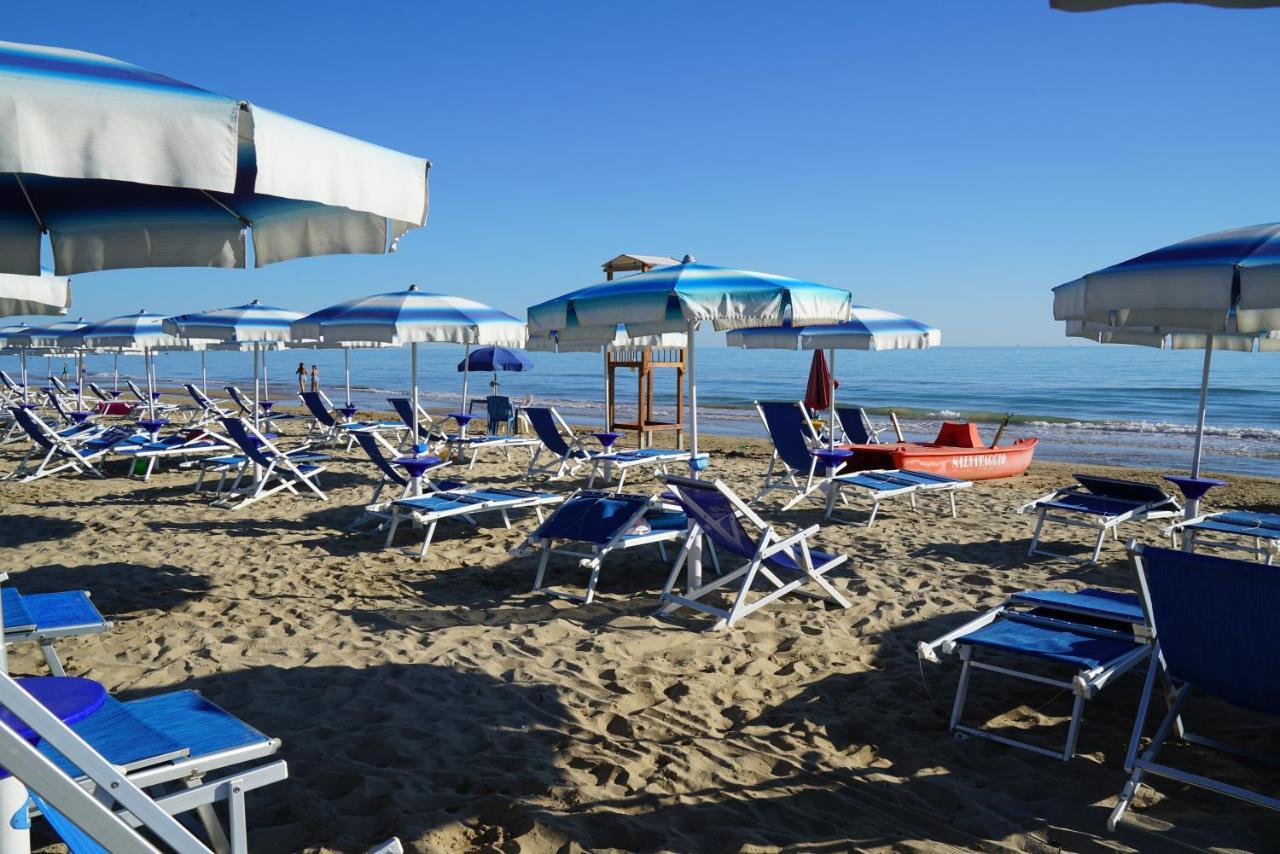 Onda Hotel Silvi Marina Buitenkant foto