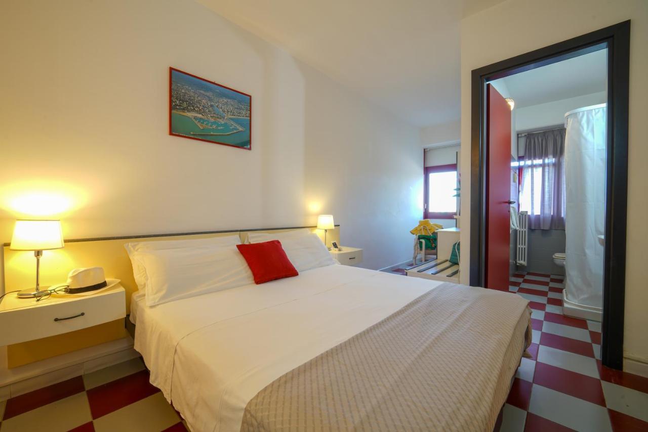 Onda Hotel Silvi Marina Buitenkant foto